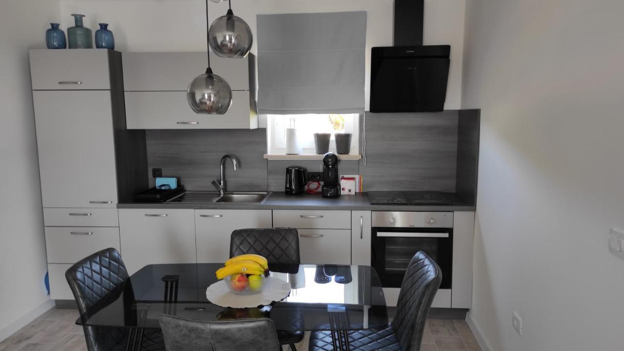 New Apartment Vivano V I D With Amazing View Zambratija  Bagian luar foto