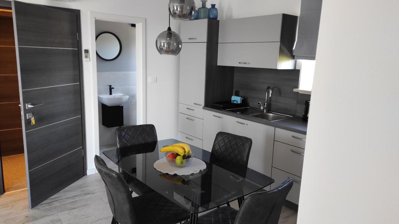 New Apartment Vivano V I D With Amazing View Zambratija  Bagian luar foto