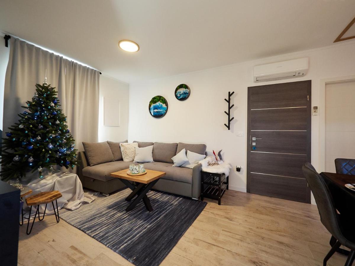 New Apartment Vivano V I D With Amazing View Zambratija  Bagian luar foto