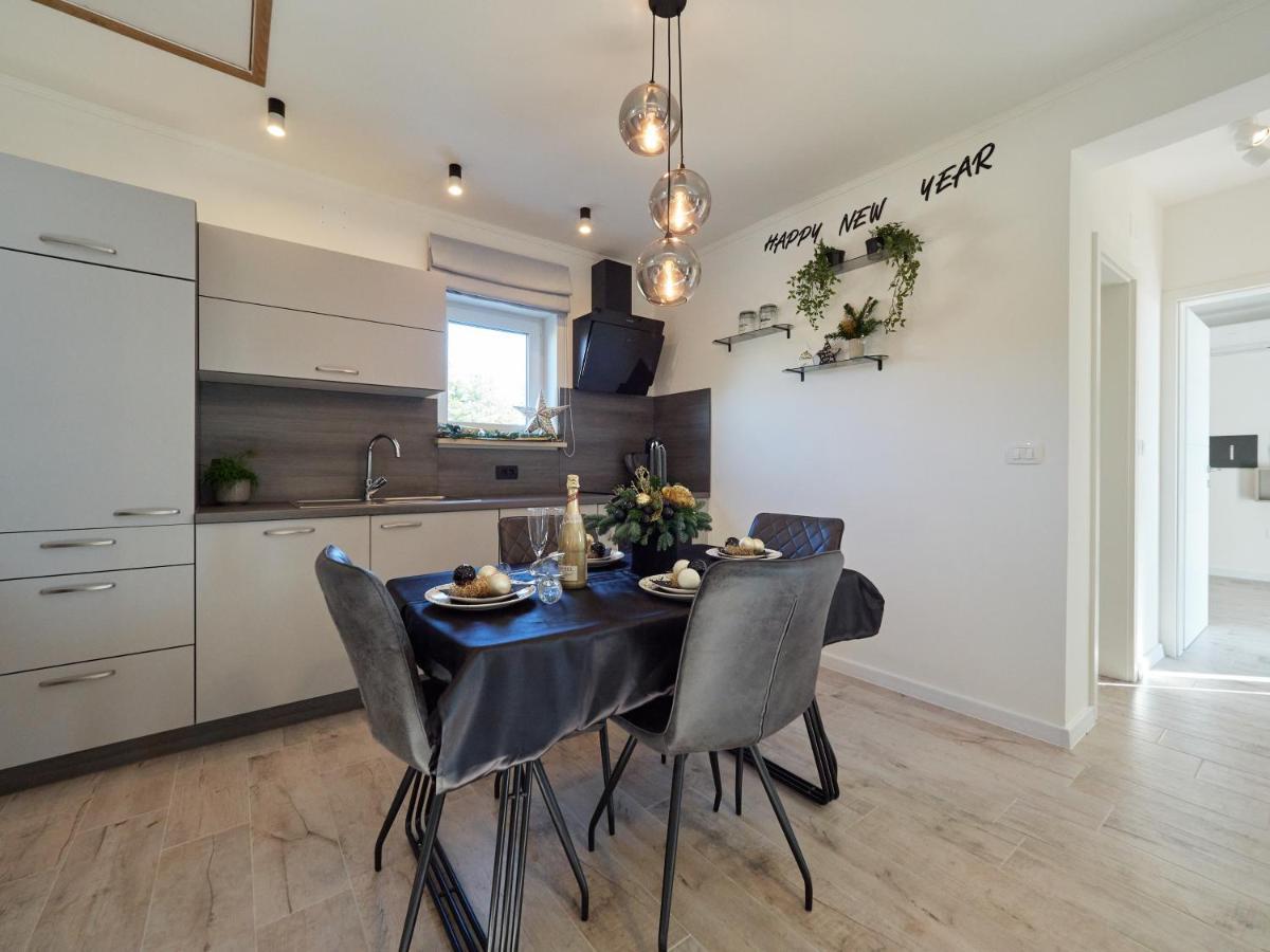 New Apartment Vivano V I D With Amazing View Zambratija  Bagian luar foto